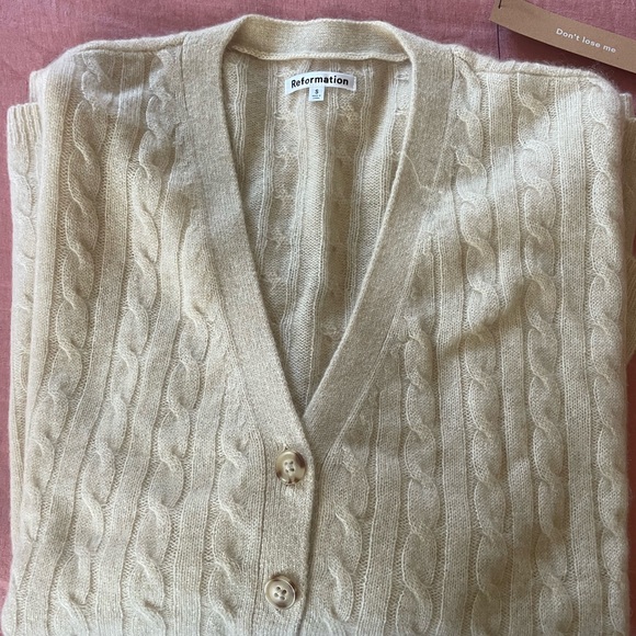 Reformation soft, cashmere, oversized cardigan NWT - Picture 2 of 5